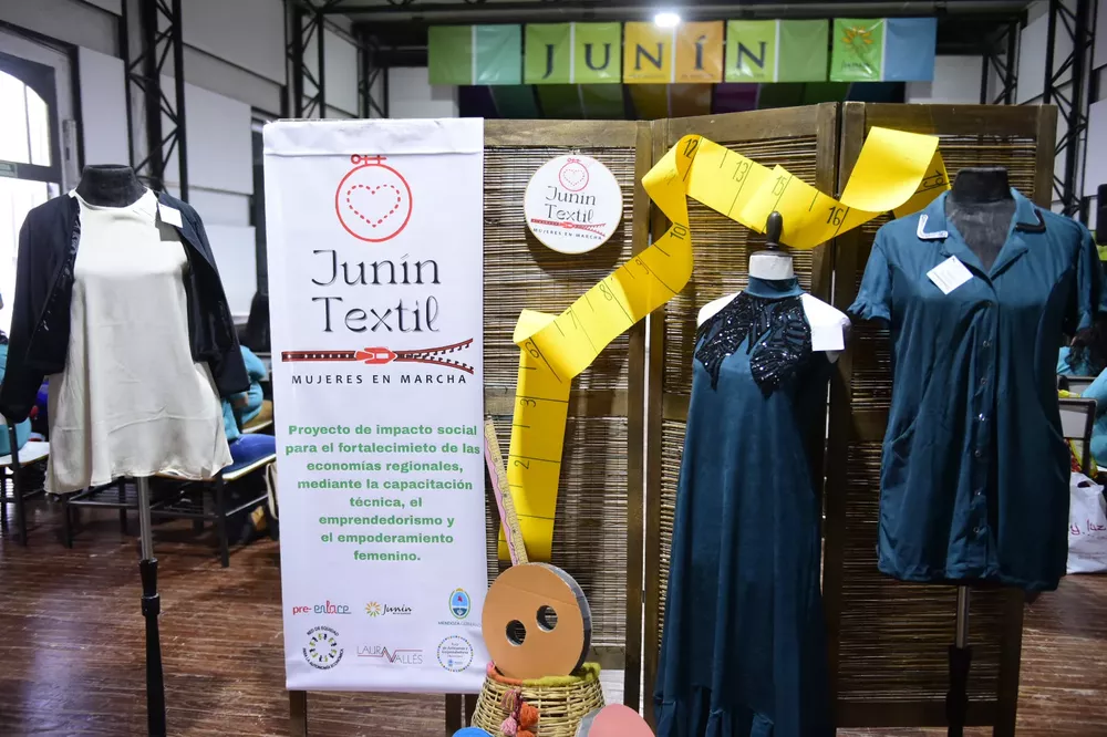 Participantes de “Junín Textil” hicieron una muestra de sus productos
