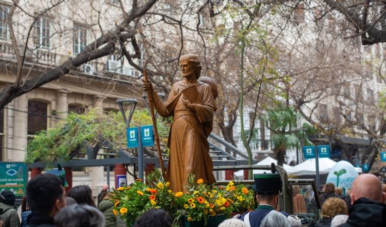 Mendoza celebra el Día del Santo Patrono Santiago con una emotiva festividad