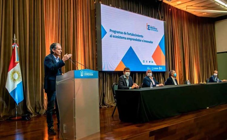 El Gobernador de Córdoba anuncia más inversión para emprendedores